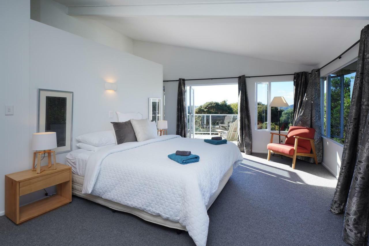 Waiheke Island Vineyard Holiday Houses Surfdale Bagian luar foto