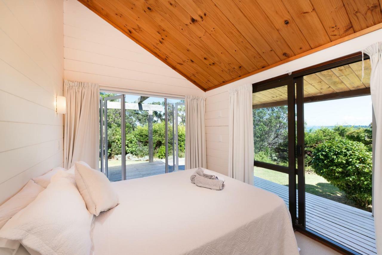 Waiheke Island Vineyard Holiday Houses Surfdale Bagian luar foto